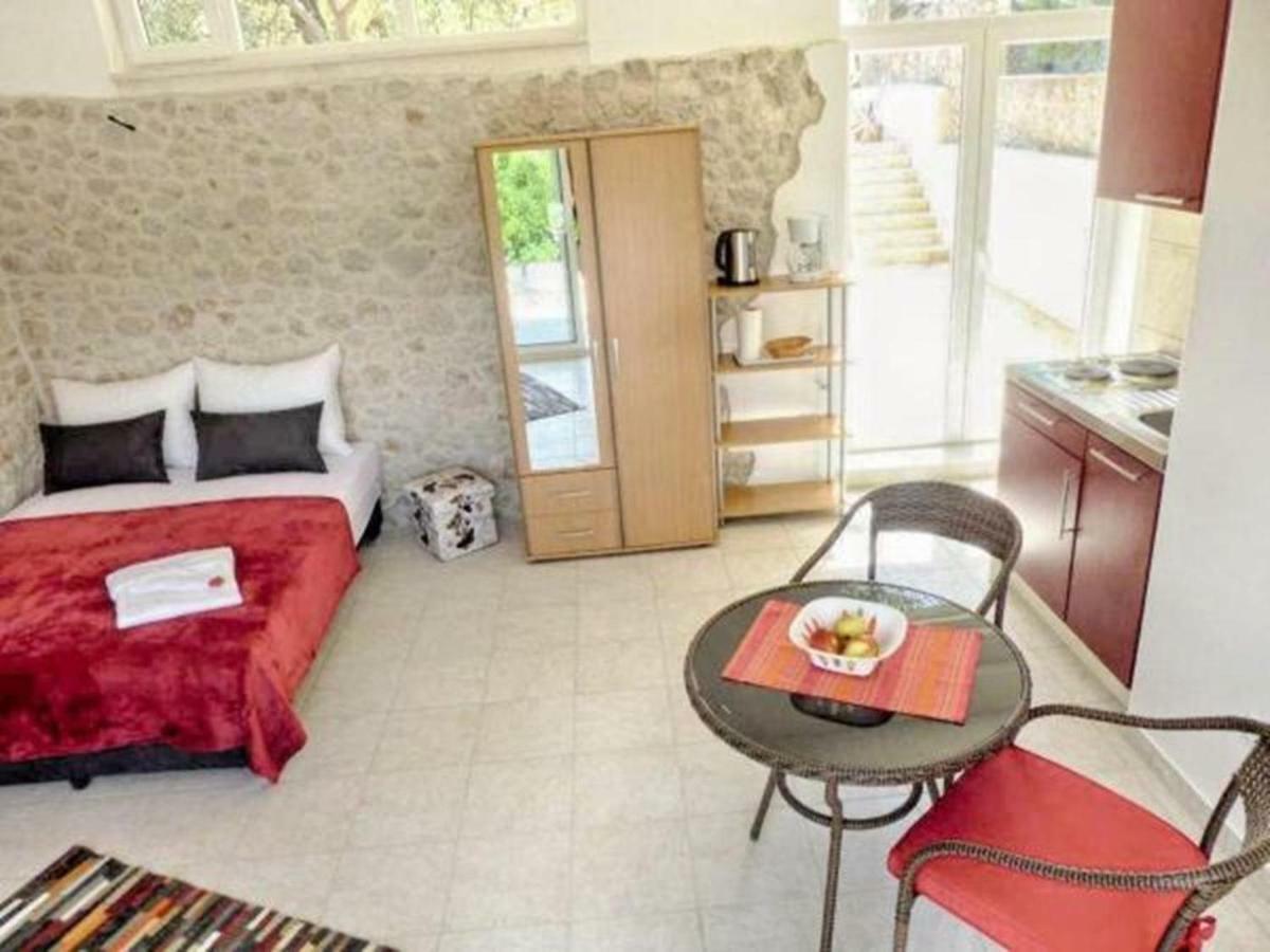 Gartenapartment Villa Luger Ražanj 外观 照片